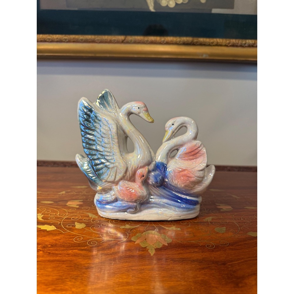 Vintage‎ Lusterware Swan Family Figurine